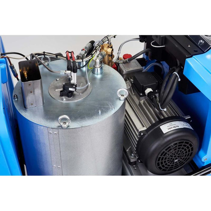 Kranzle K1165TST 2,400 PSI 5.5 GPM Hot Water Electric Pressure Washer
close up 3