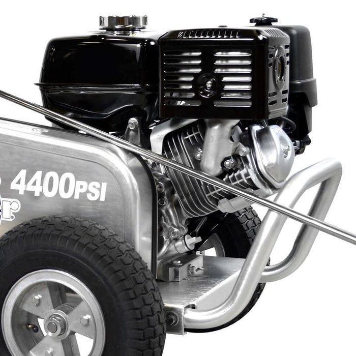 Simpson ALWB60825 4,400 PSI 4.0 GPM Gas Pressure Washer close up
